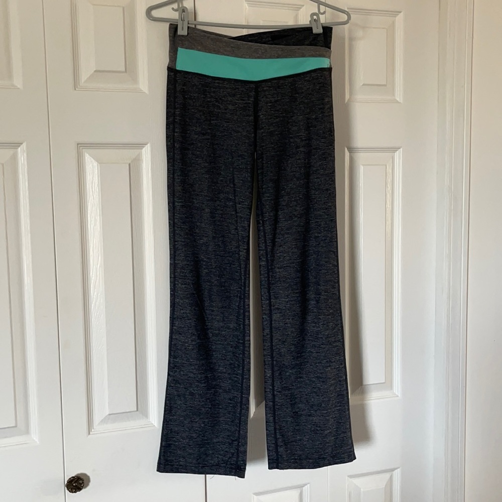 Lululemon Yoga Pants Size 6 🥰🥰
